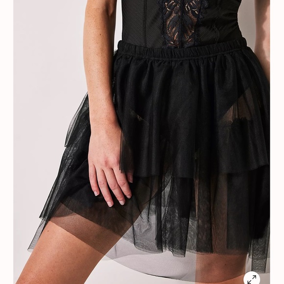 Free People Dresses & Skirts - FREE PEOPLE CARRIE LAYERED TULLE SLIP SKIRT BLACK MEDIUM
